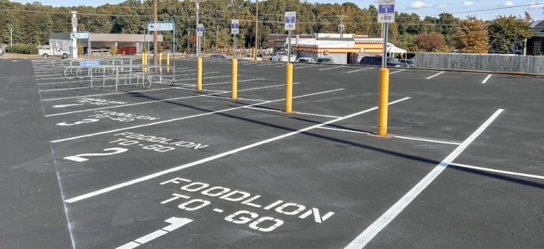 stenciling & pavement markings